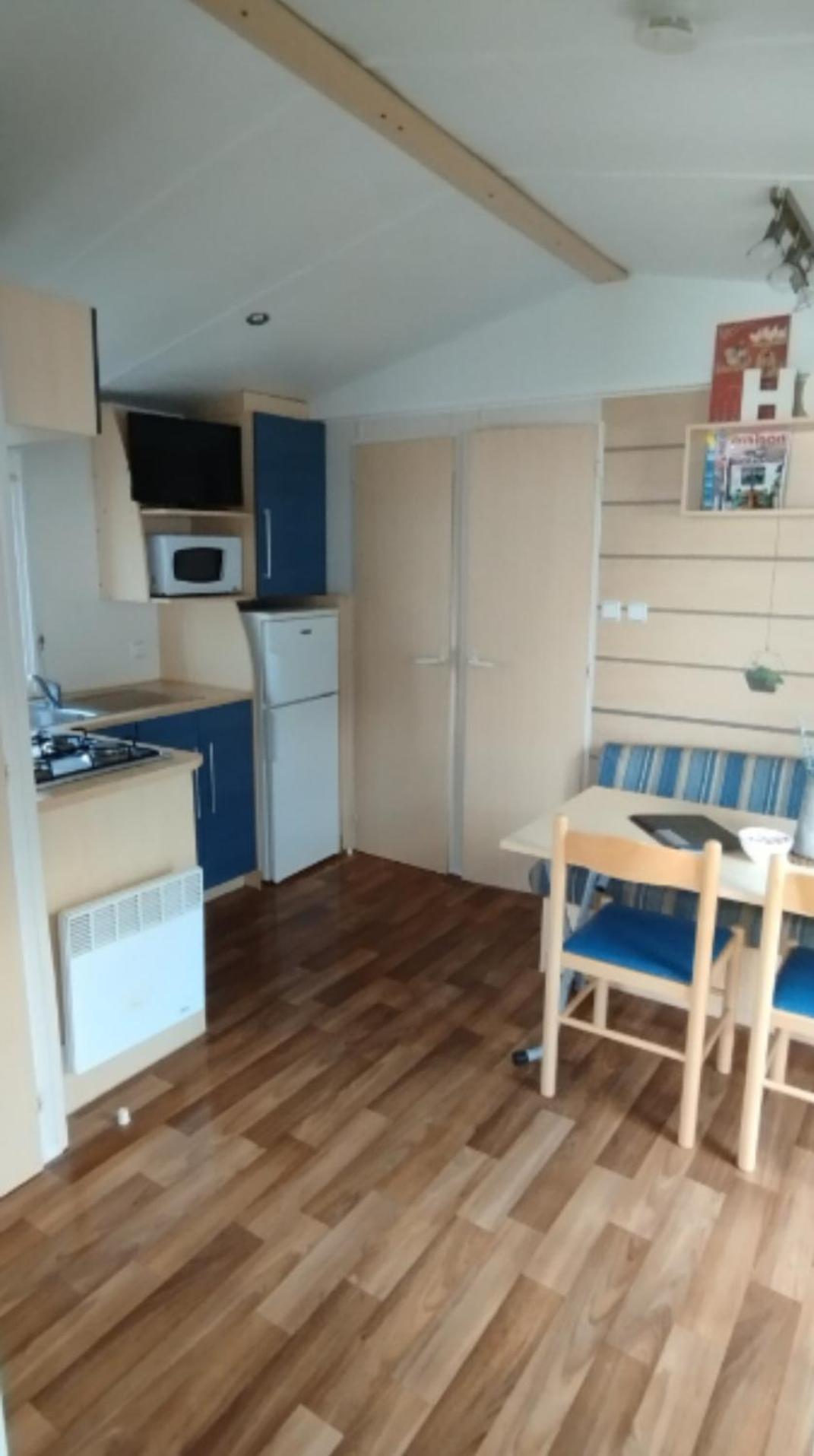 Le Guiness Proche Europa Park Et Rulantica Apartment Boofzheim Bagian luar foto